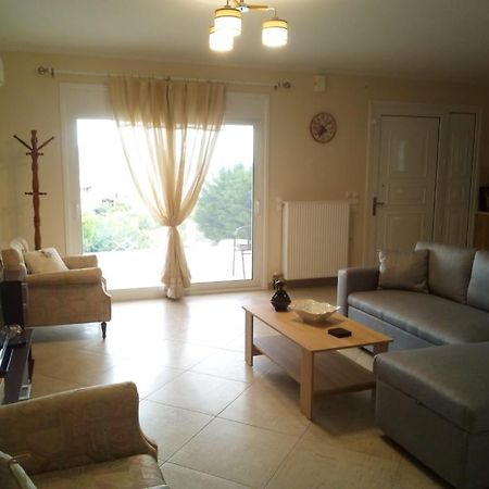 Aliveri Flat With Sea View Bagian luar foto