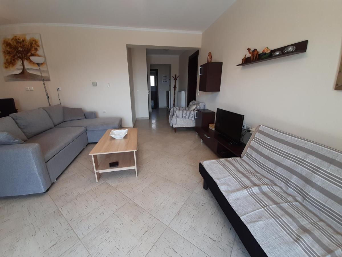 Aliveri Flat With Sea View Bagian luar foto