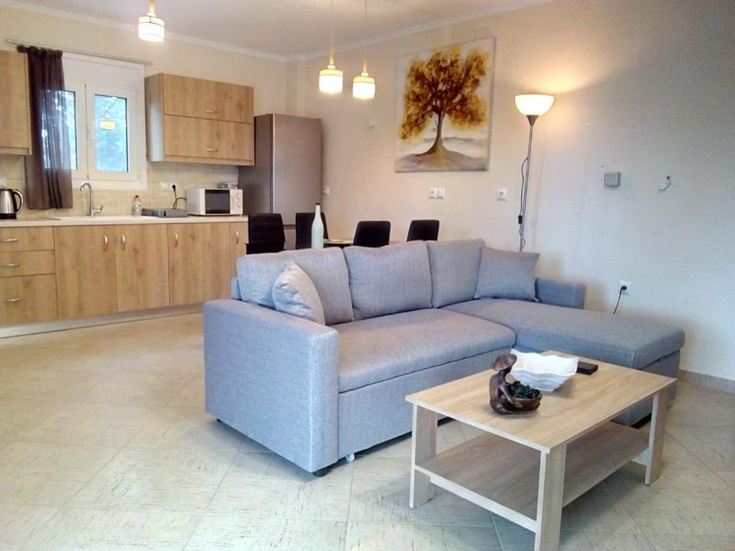 Aliveri Flat With Sea View Bagian luar foto